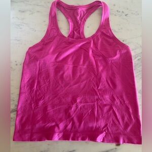 Lululemon swiftly crop tank size 8 sonic pink
